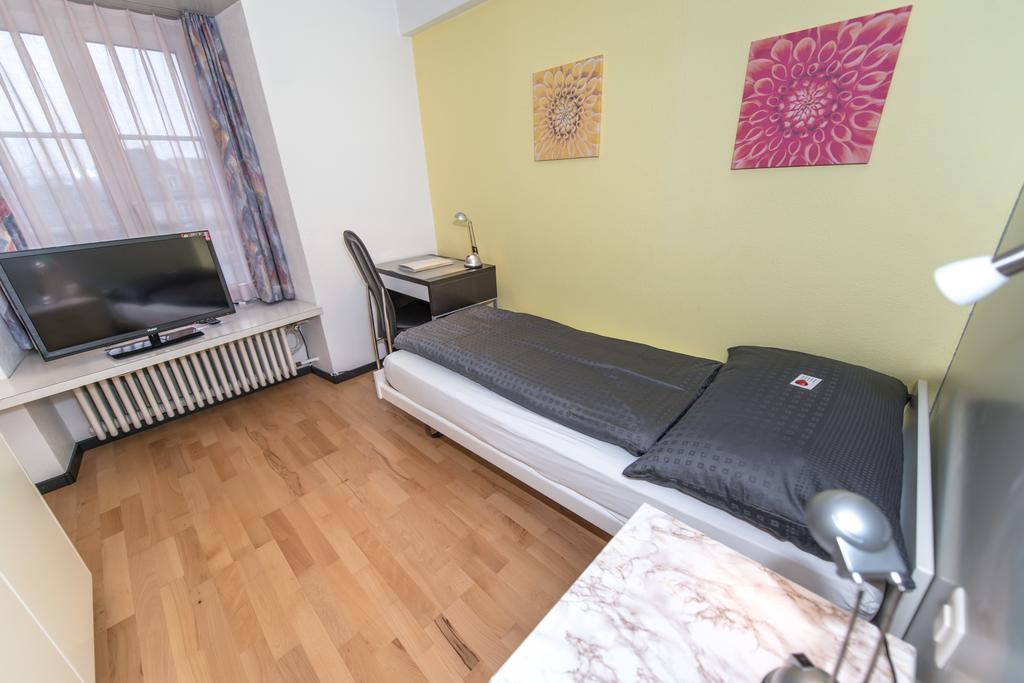 Hotel Rotes Haus Brugg  Luaran gambar