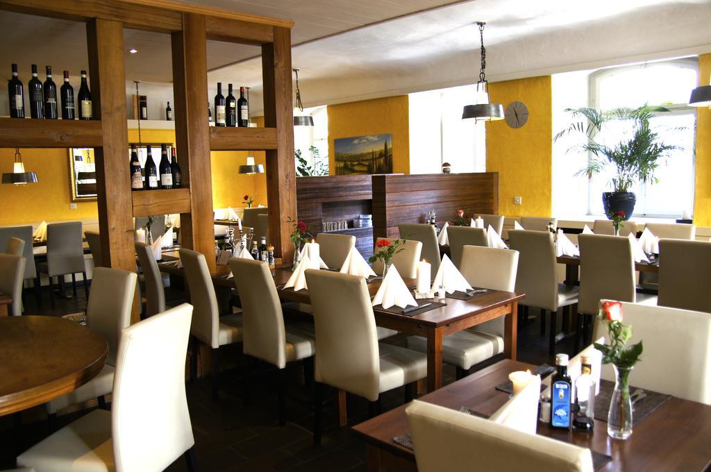 Hotel Rotes Haus Brugg  Luaran gambar