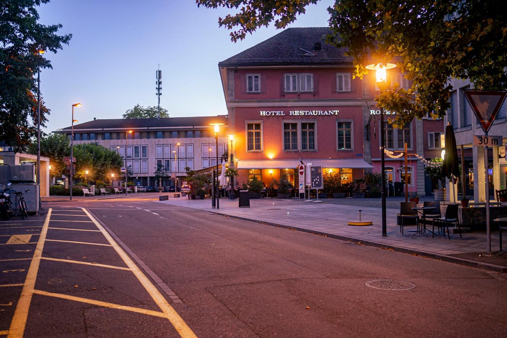 Hotel Rotes Haus Brugg  Luaran gambar