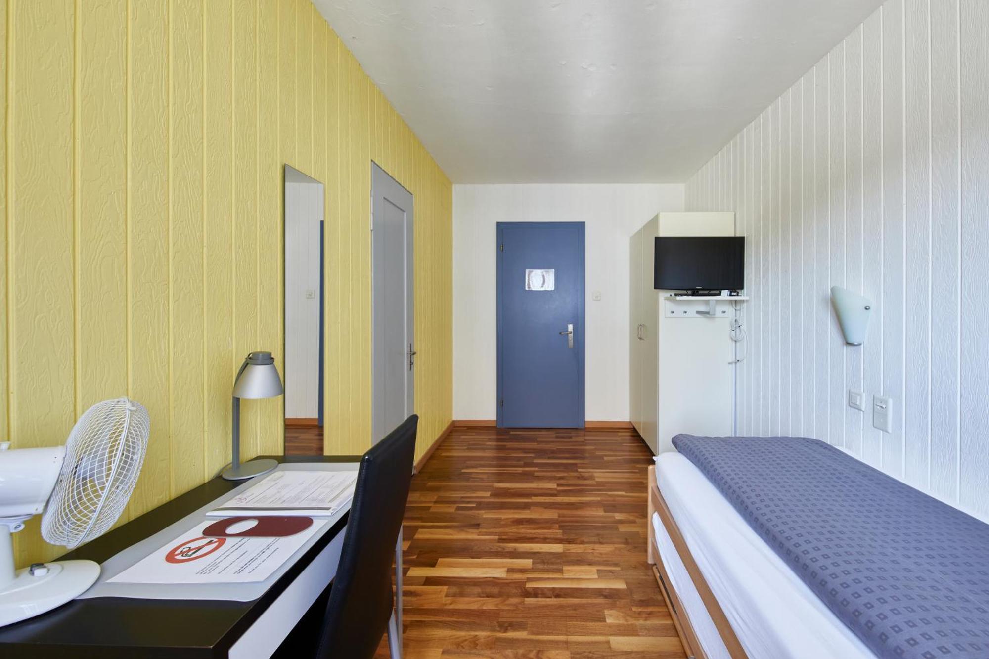 Hotel Rotes Haus Brugg  Luaran gambar