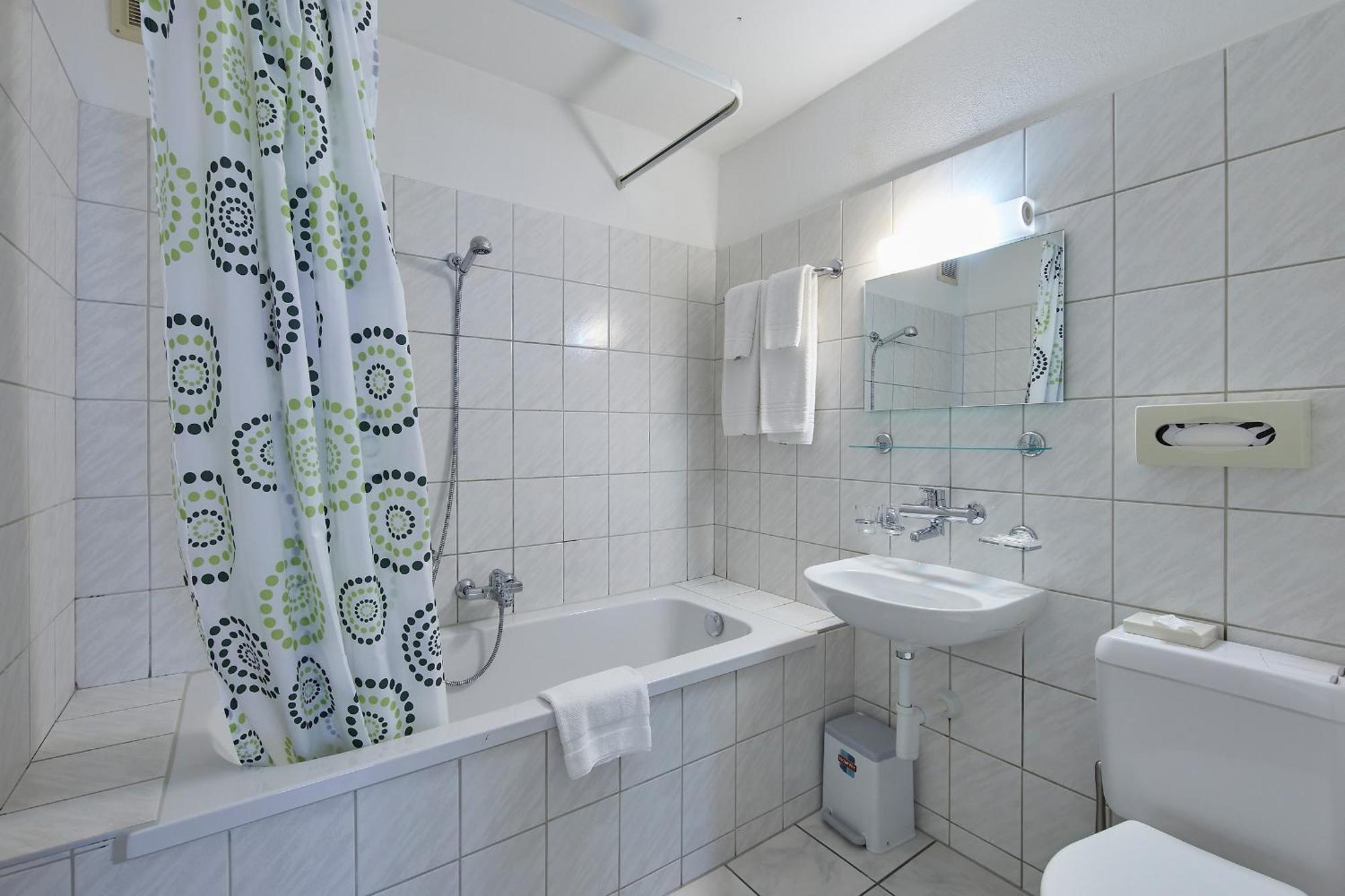 Hotel Rotes Haus Brugg  Luaran gambar